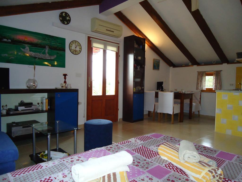 Studio Apartment Nera Rovigno Camera foto