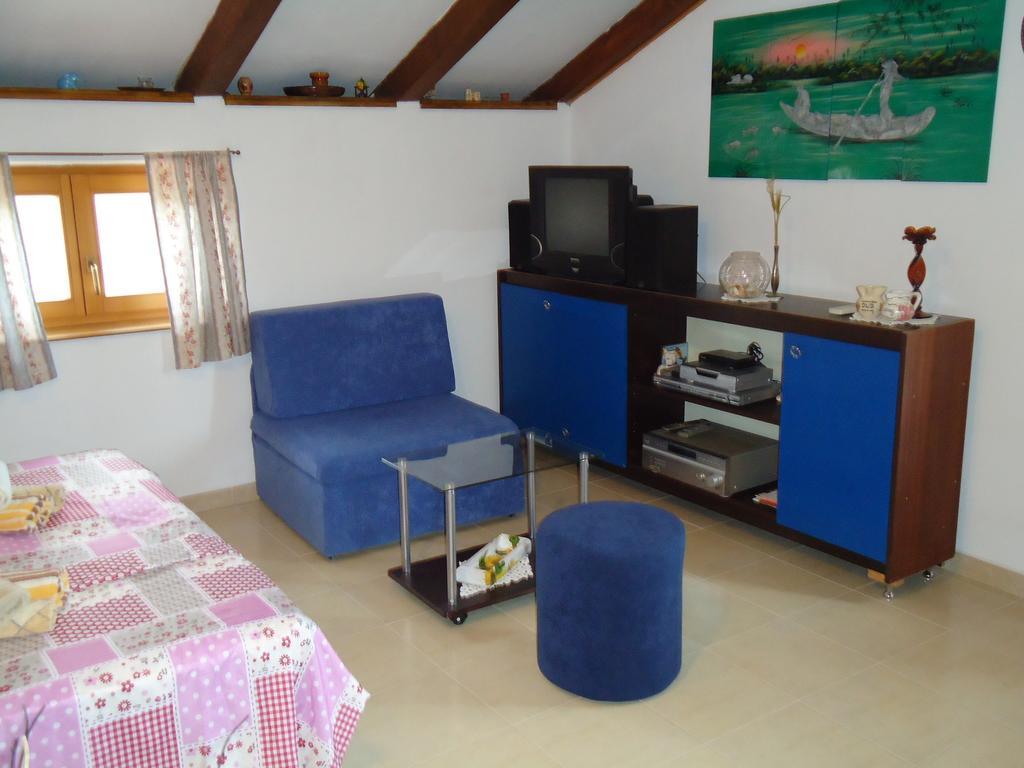 Studio Apartment Nera Rovigno Camera foto